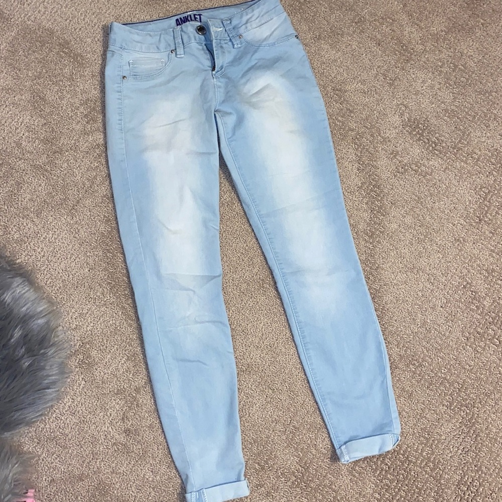 NWOT Light Wash Skinny Anklet Jeggings